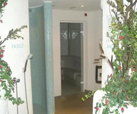 Otel Vigo Vigo di Fassa