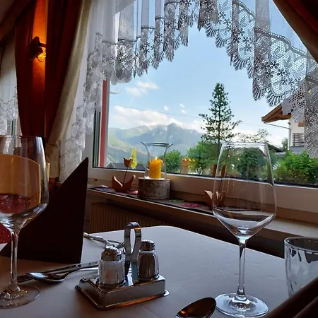 Otel Vigo Vigo di Fassa